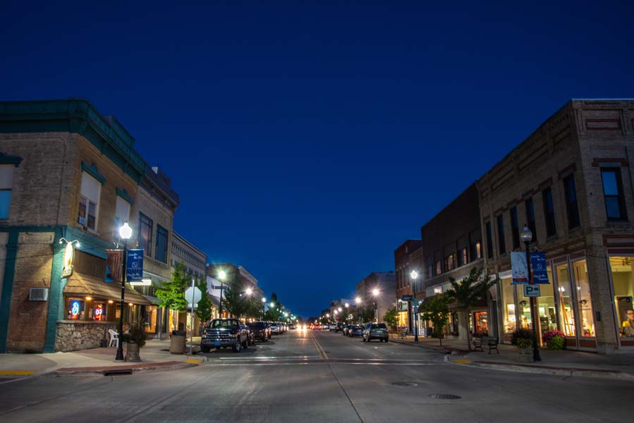 A view of downtown Sturgeon Bay at night.