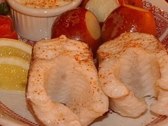 Fish boil on a plate