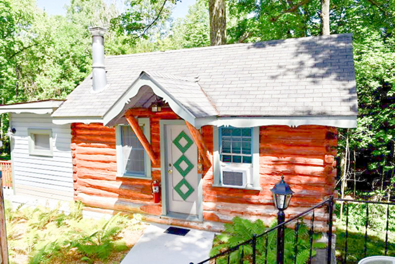 21 Beautiful Door County Cabins 11. Cara’s Cabin, Ephraim