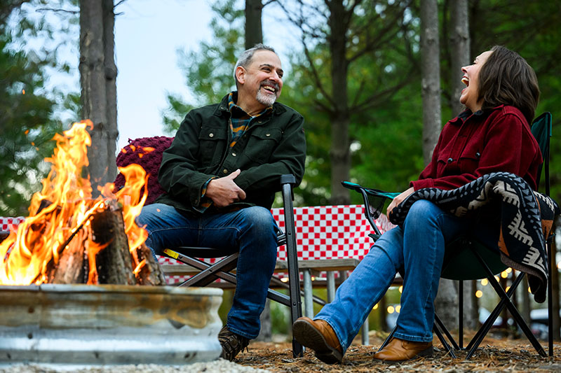 Happy Camping: Things to Do Outdoors Happy Camping: Things to Do Outdoors
