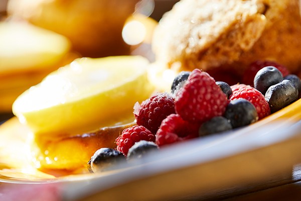 Celebrate Mother's Day in Door County A beautiful plate of breakfast foods and berries.