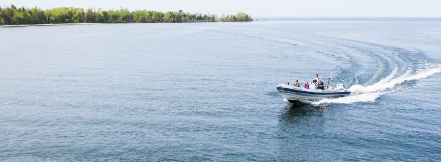 A family boating on the lake