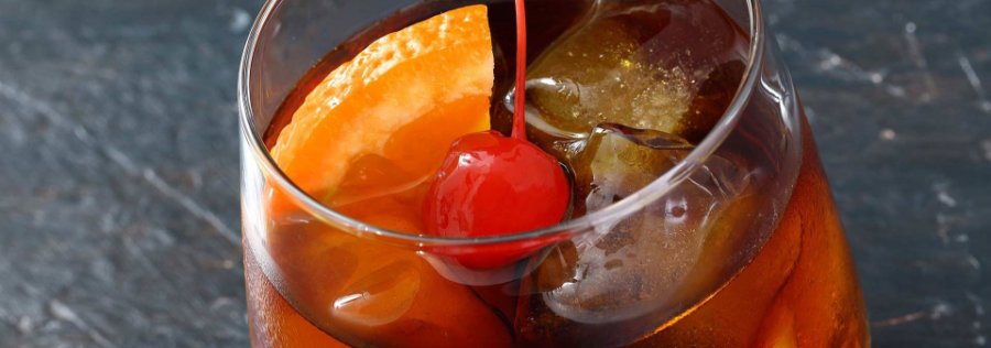 Old fashioned cocktail