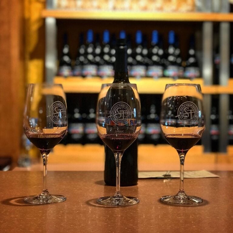 Wine & Wineries
