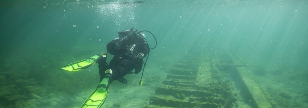Shipwrecks & Diving