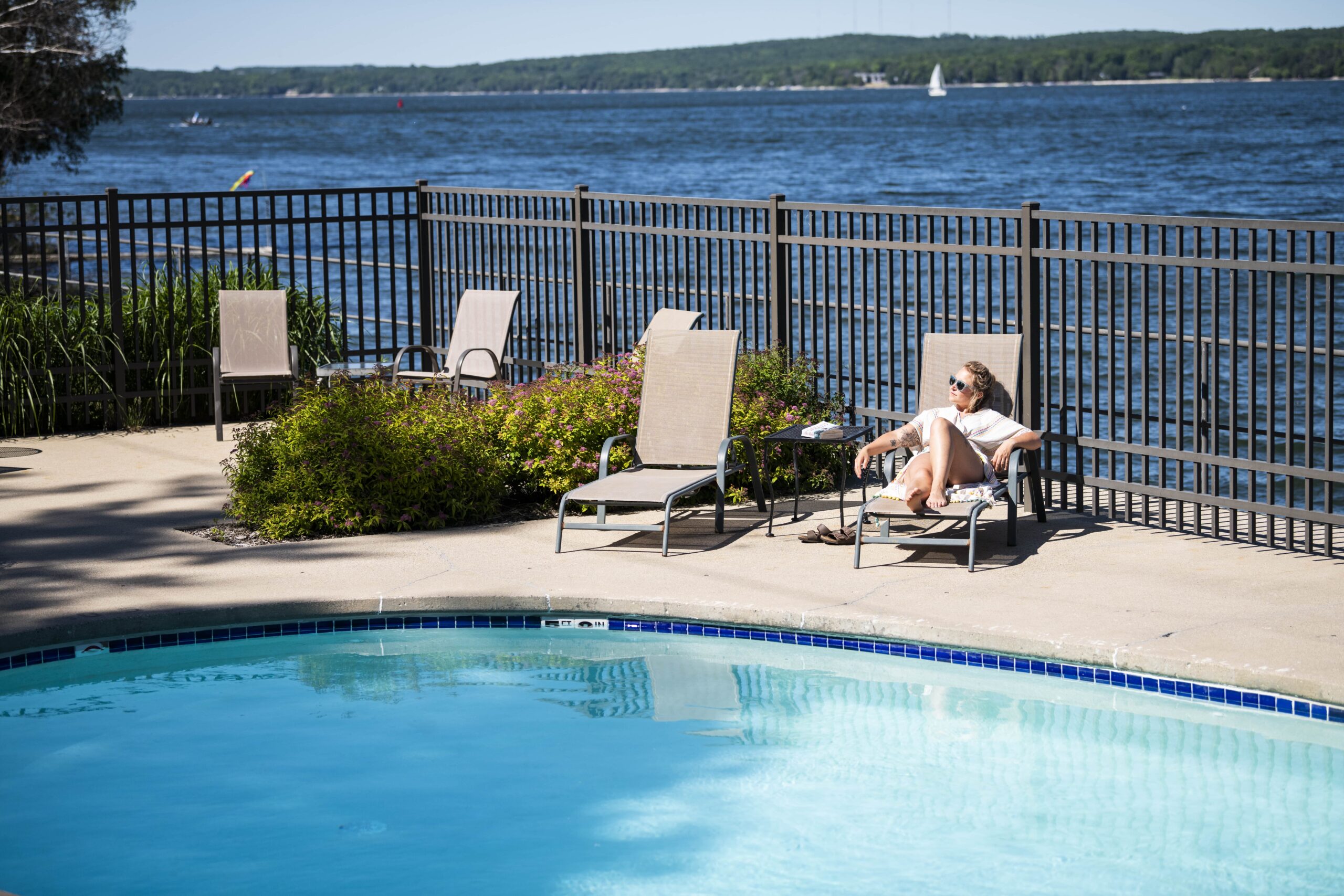 Cliff Dwellers Pool