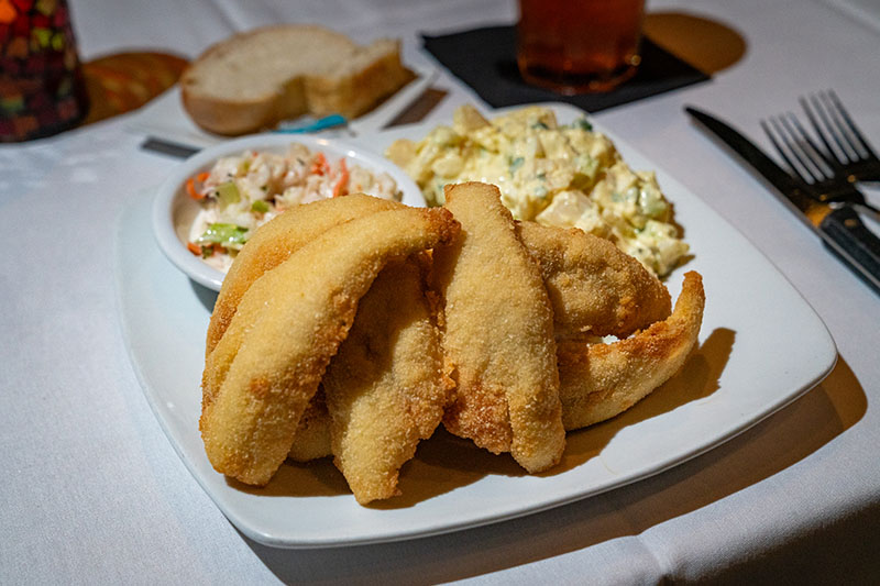 3-Day Culinary Tour of Door County The Nightingale Fish Dinner