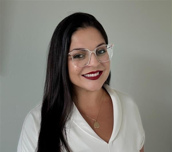 Headshot of Yvonne Torres.